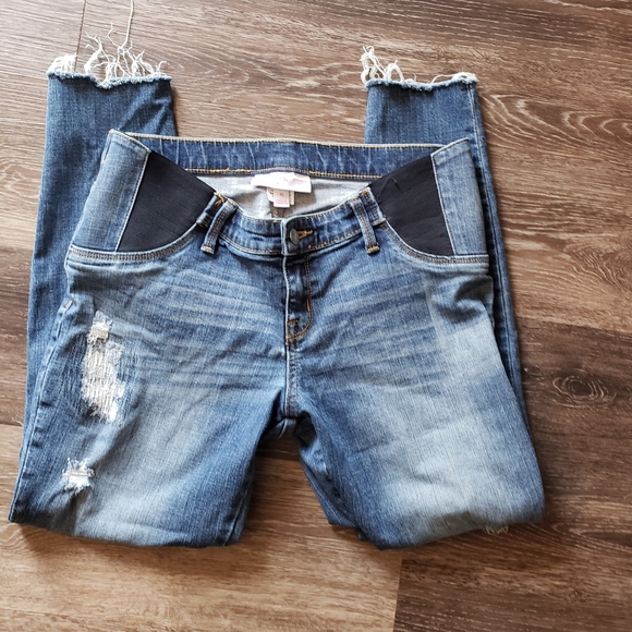 Isabel Maternity by Ingrid & Isabel Denim - Maternity Jeggings with Freyed Legs